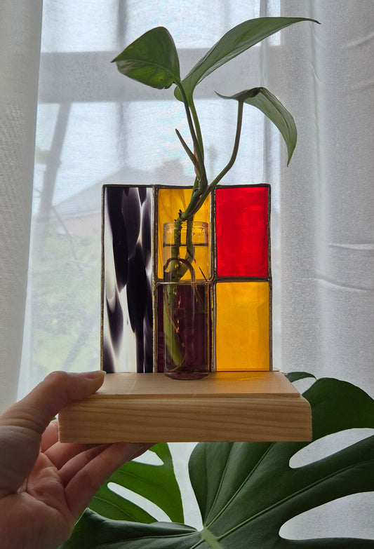 Standing Propagator- Warm Tones