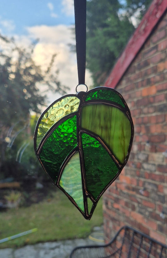 Leaf Green Hanging Suncatcher Small