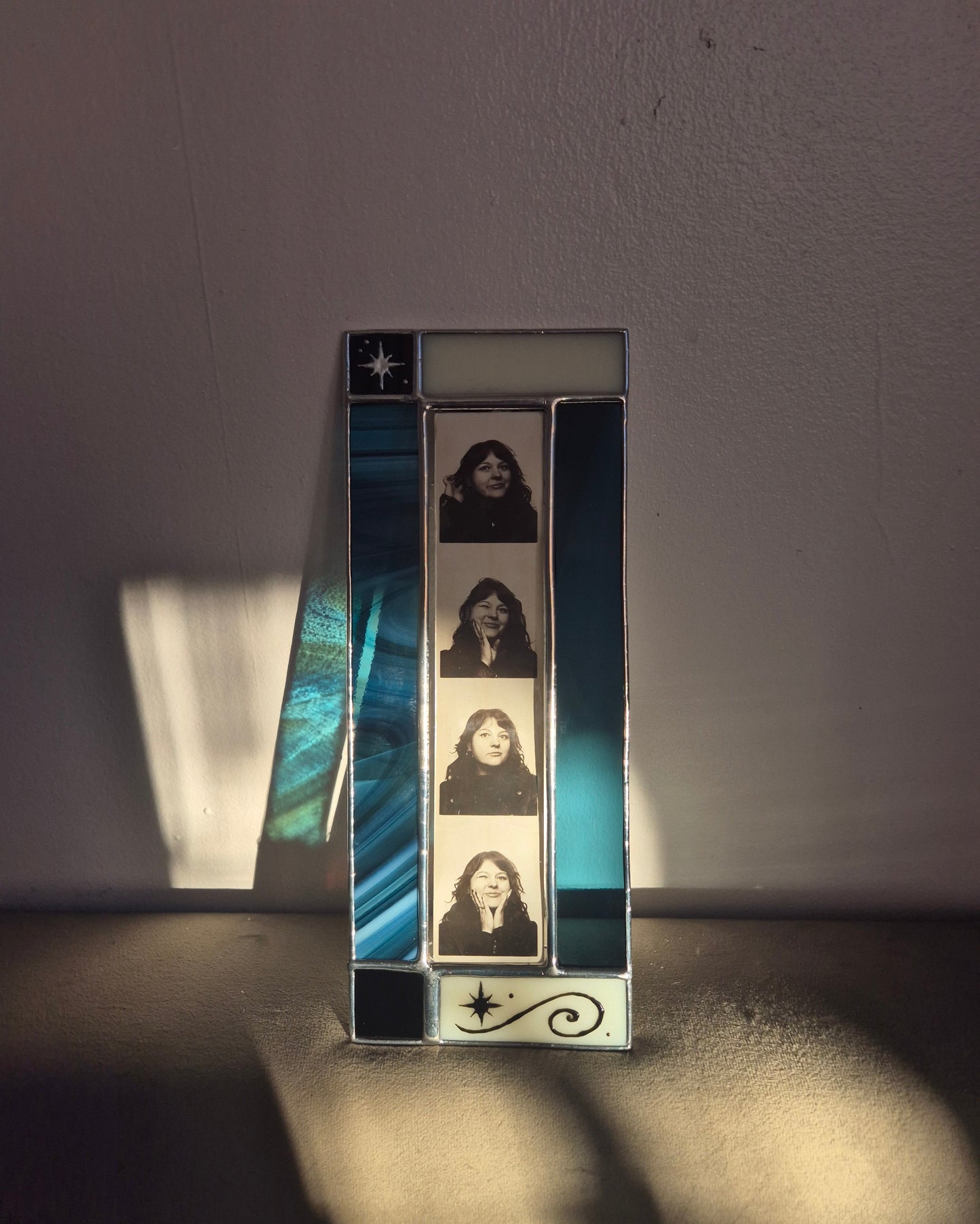 Theia Photobooth Frame Hanging - Film Booth