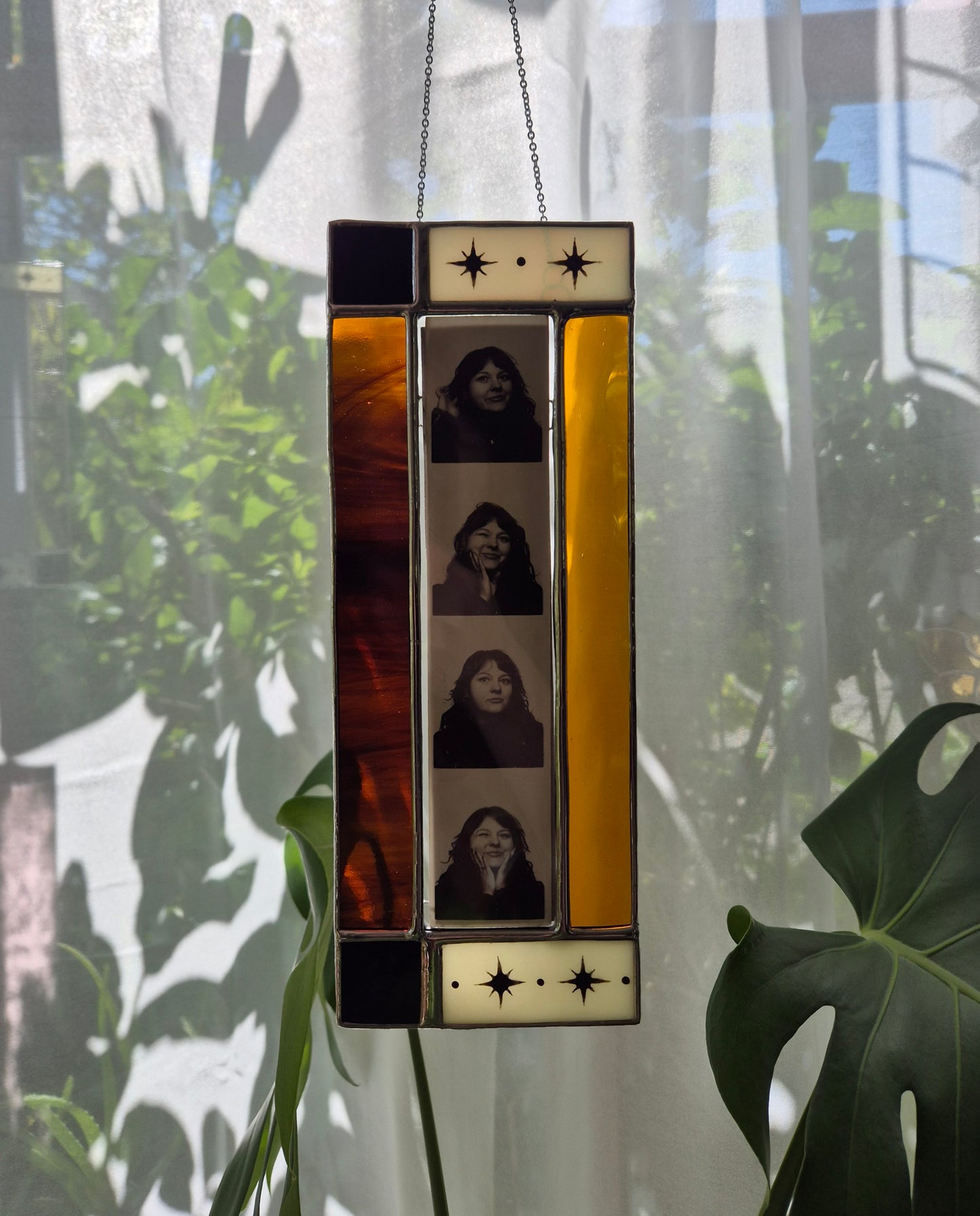 Luna Photobooth Frame Hanging - Film Booth