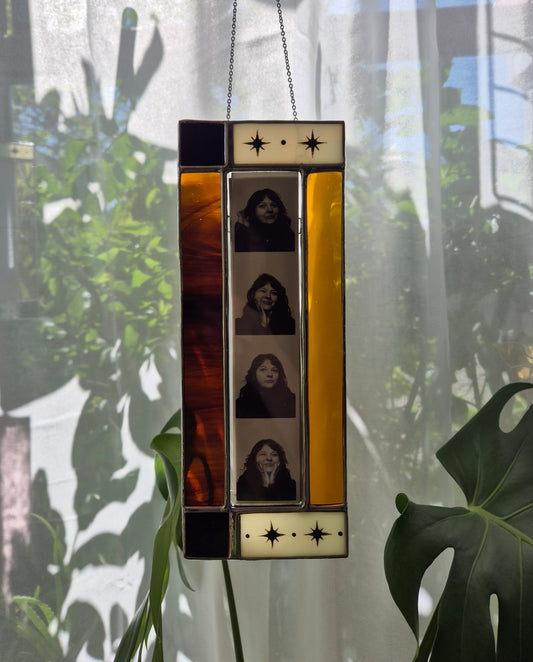 Luna Photobooth Frame Hanging - Film Booth
