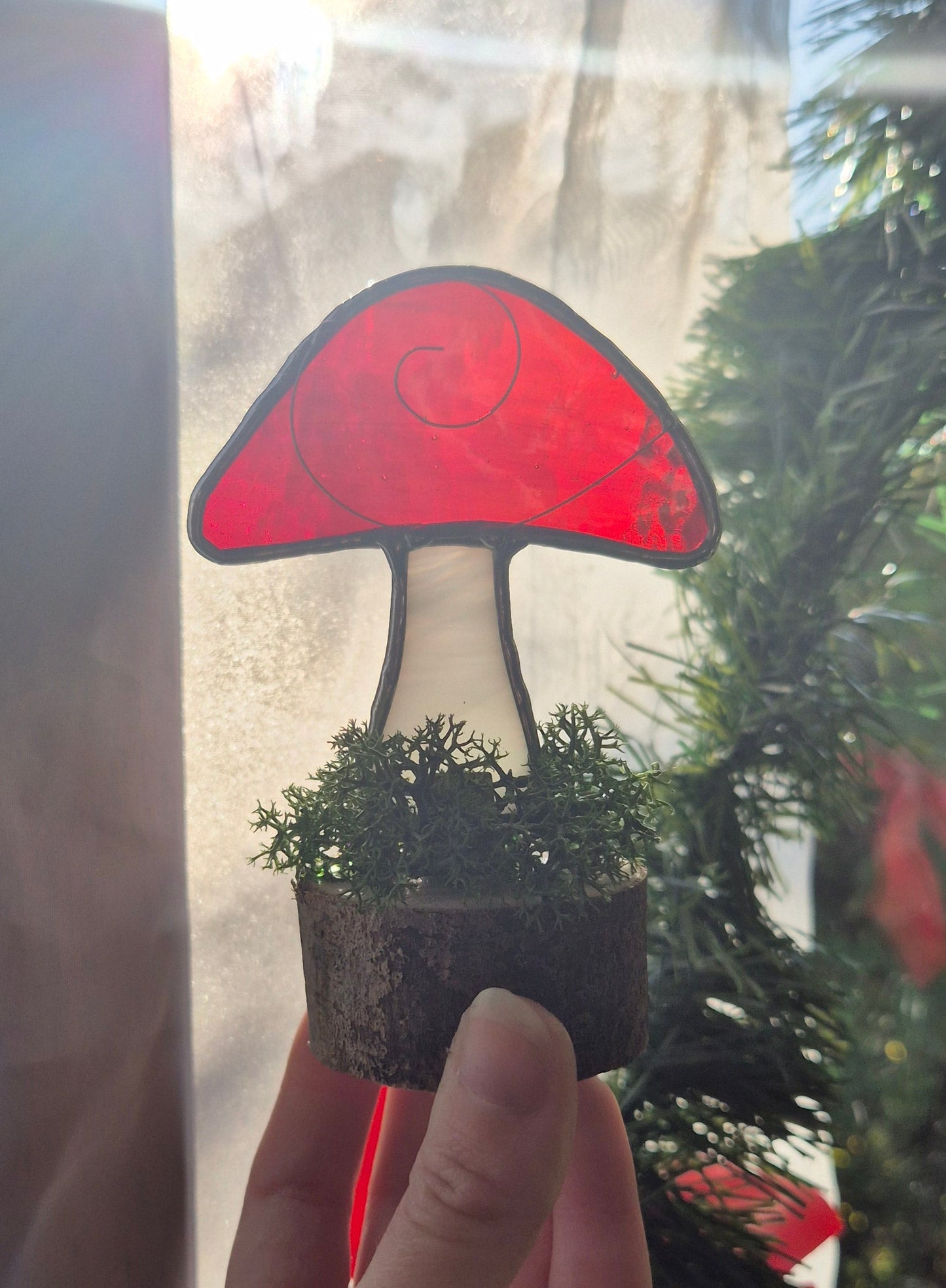 Mushroom - Small Red Standing