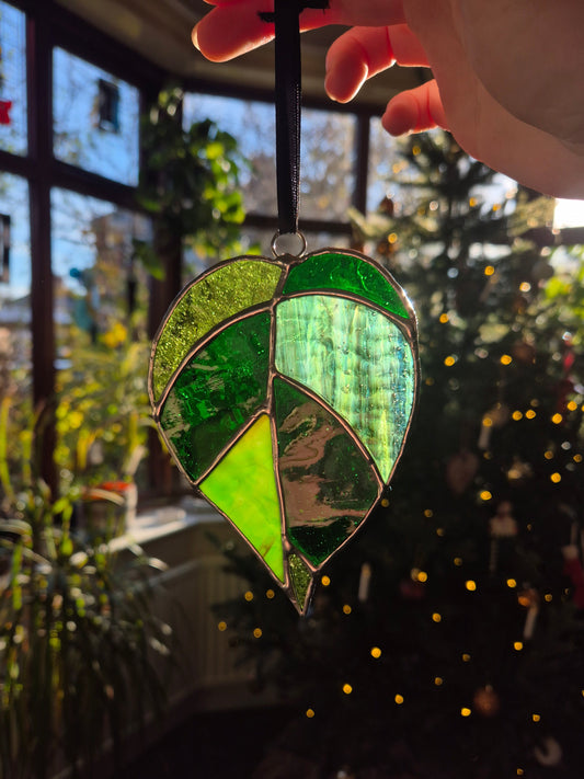 Leaf Green Hanging Suncatcher Small