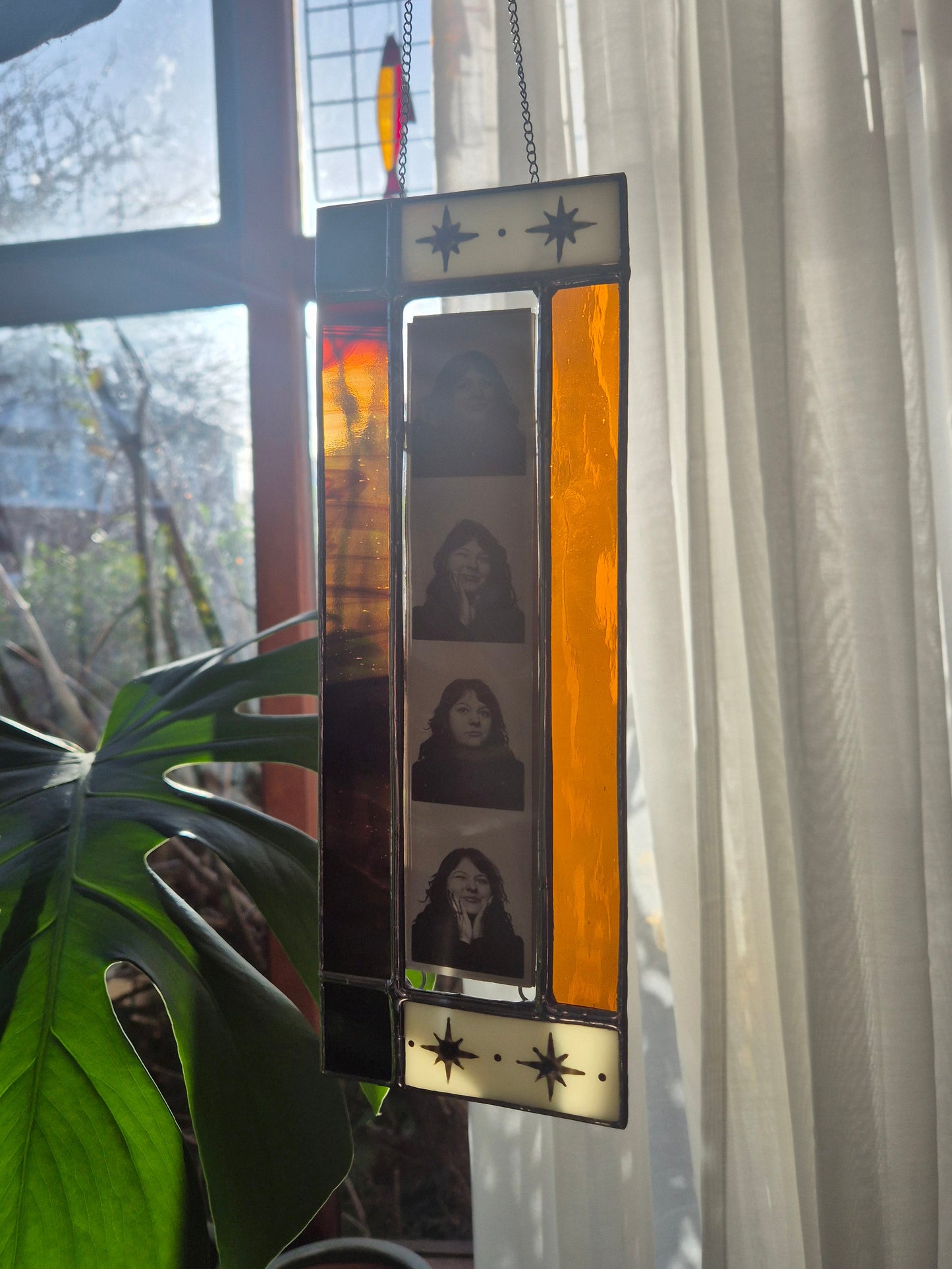 Luna Photobooth Frame Hanging - Film Booth