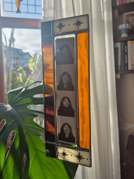 Luna Photobooth Frame Hanging - Film Booth