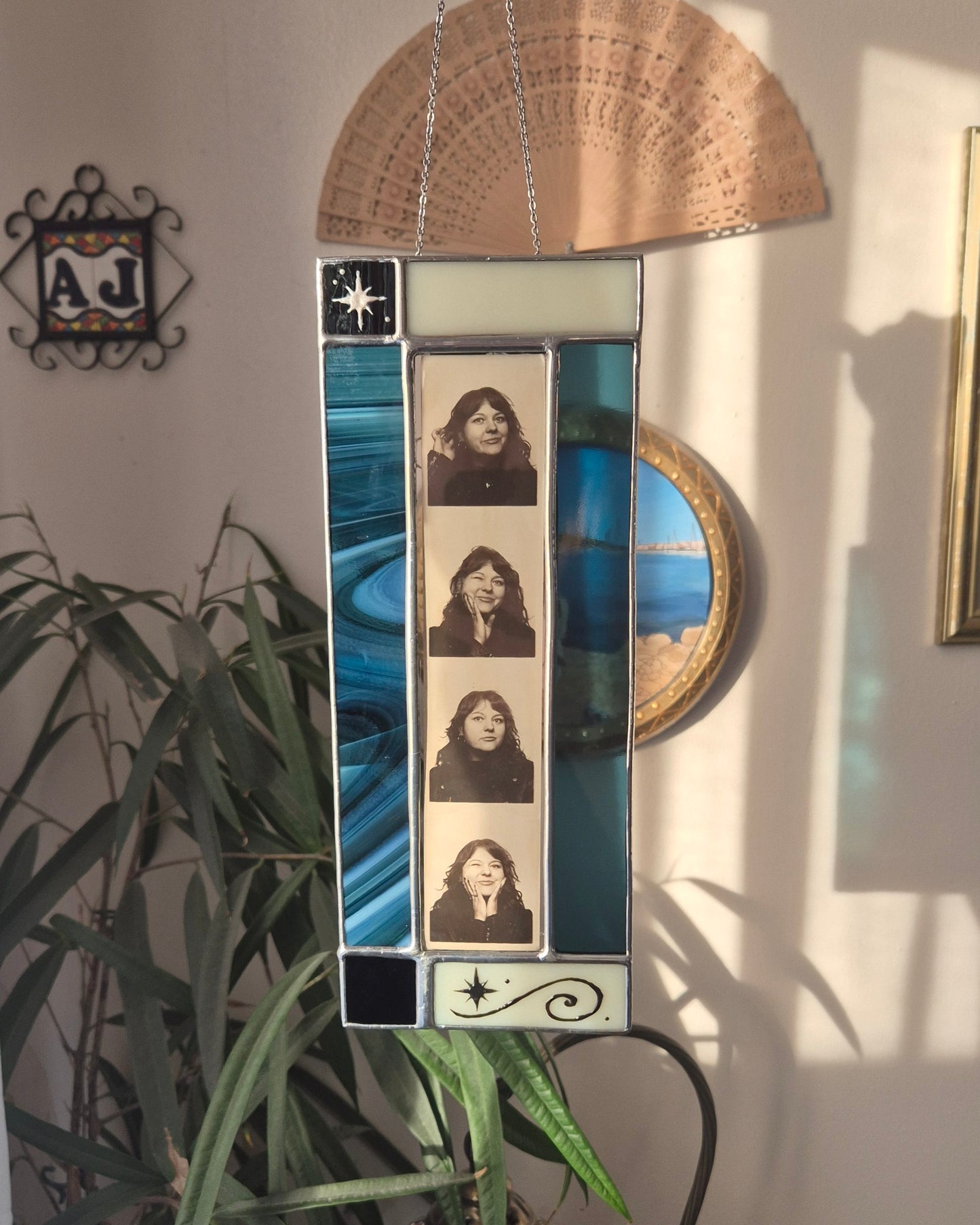 Theia Photobooth Frame Hanging - Film Booth