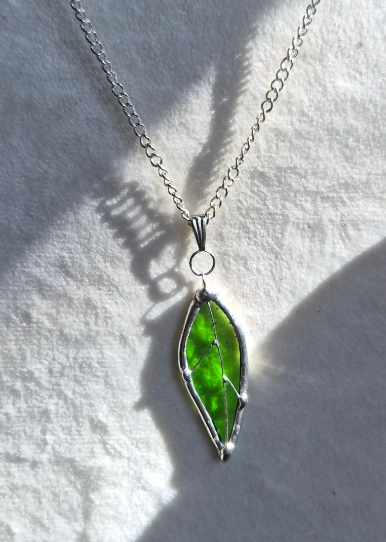 Single Leaf Necklace