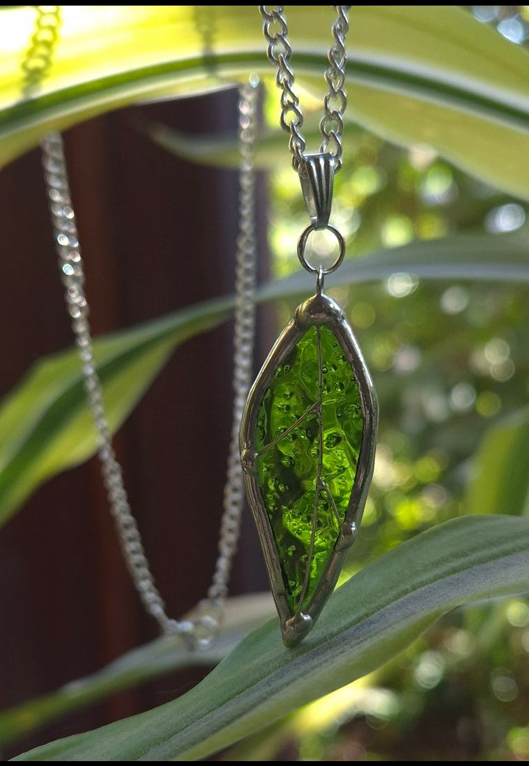 Single Leaf Necklace