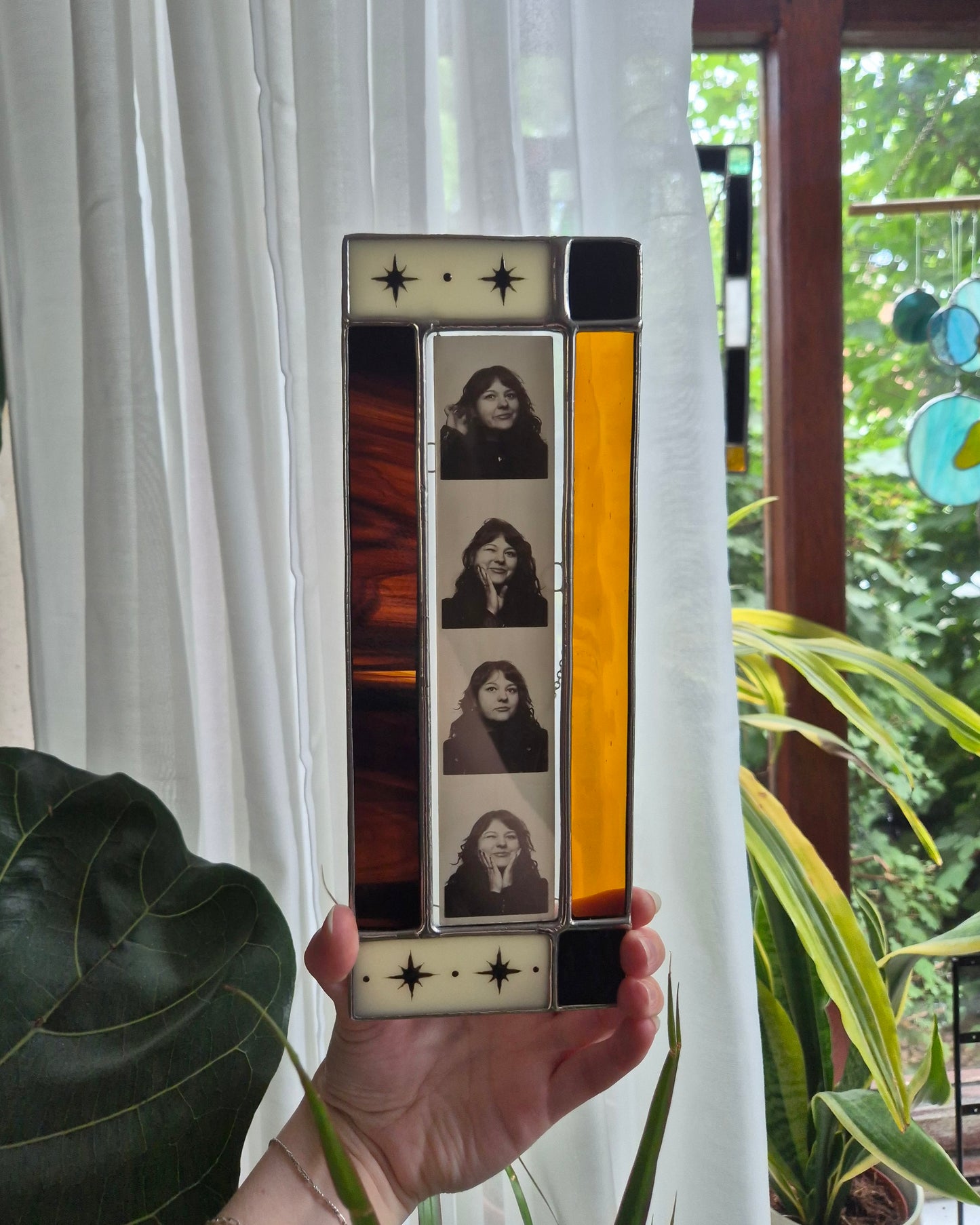 Luna Photobooth Frame Hanging - Film Booth