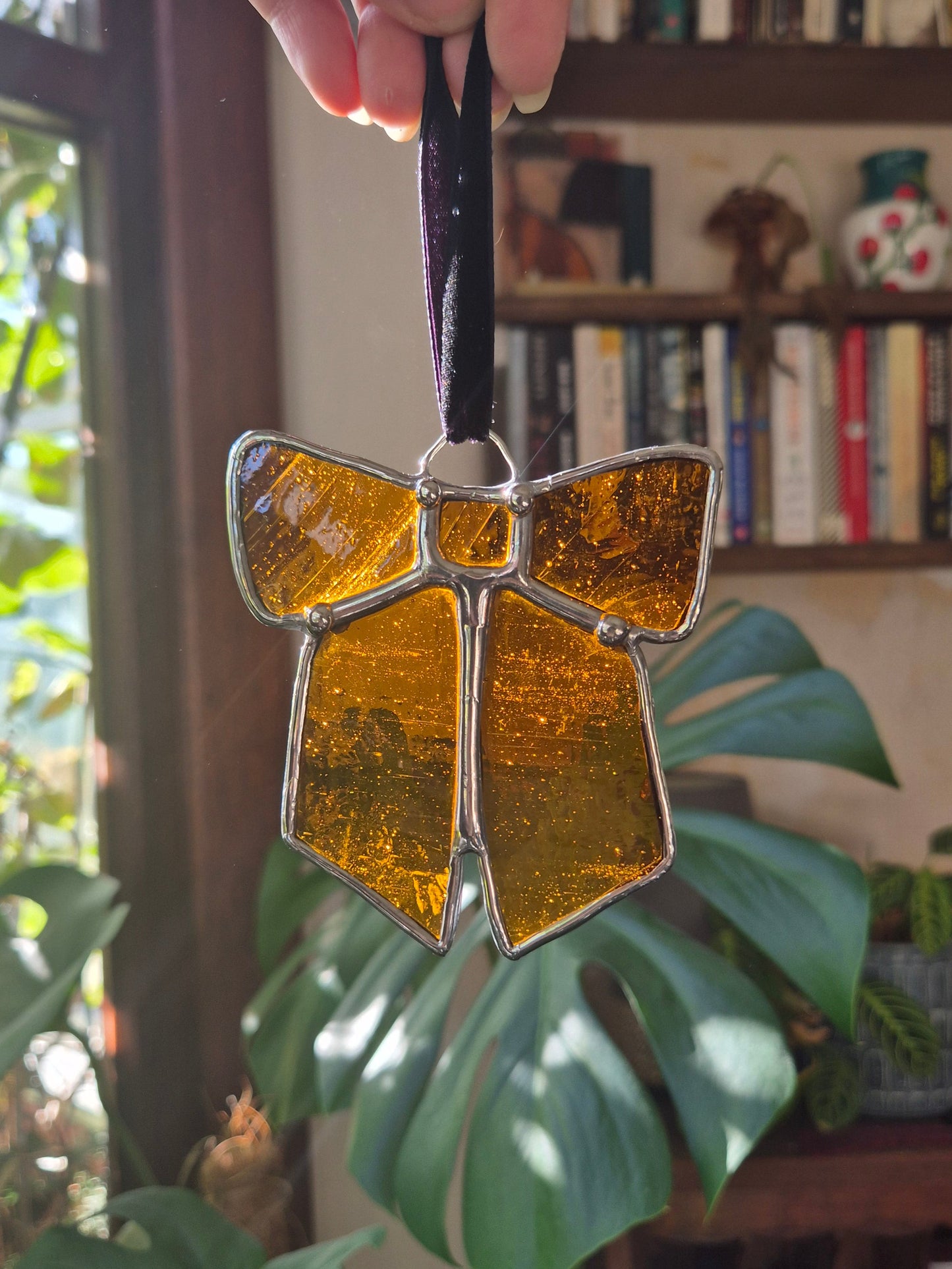 Bow Hanging Pieces - Small - Multiple Colours Available