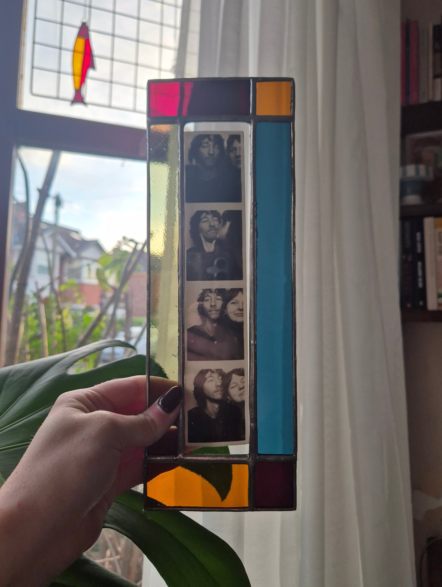 Faye Classic Photobooth Frame Hanging - Film Booth