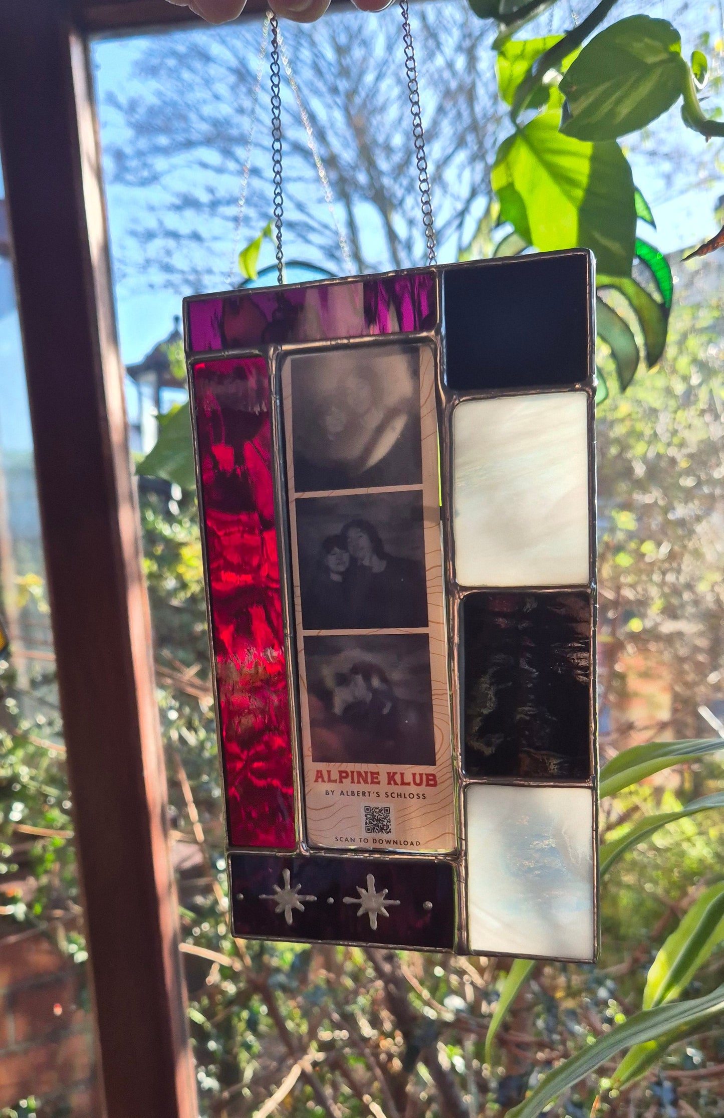 Photobooth Frame Hanging