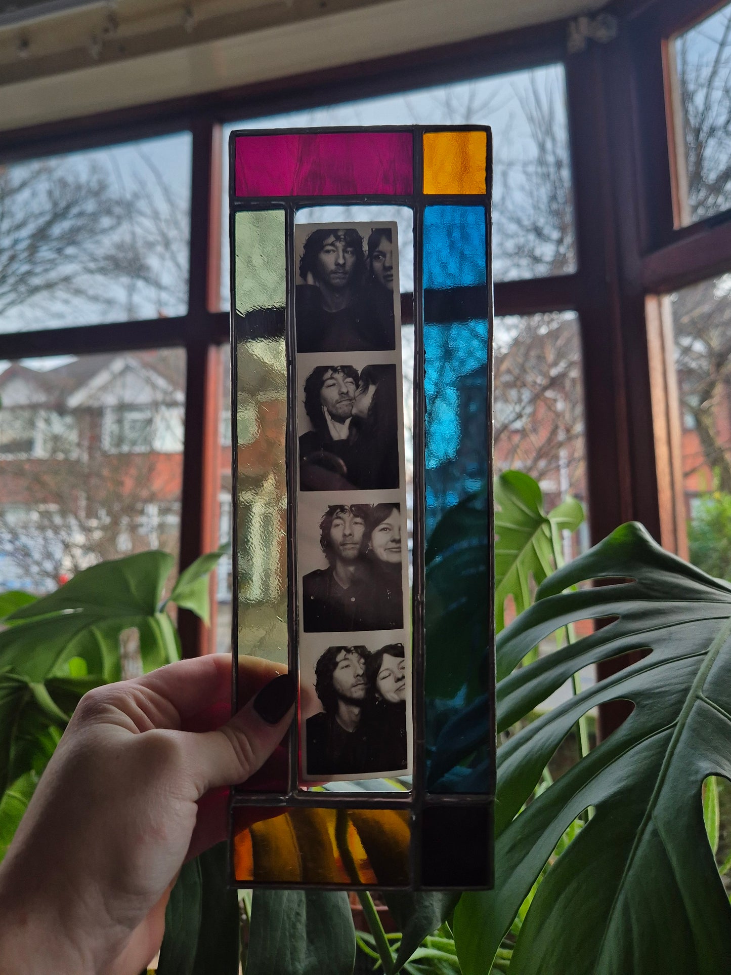 Faye Classic Photobooth Frame Hanging - Film Booth